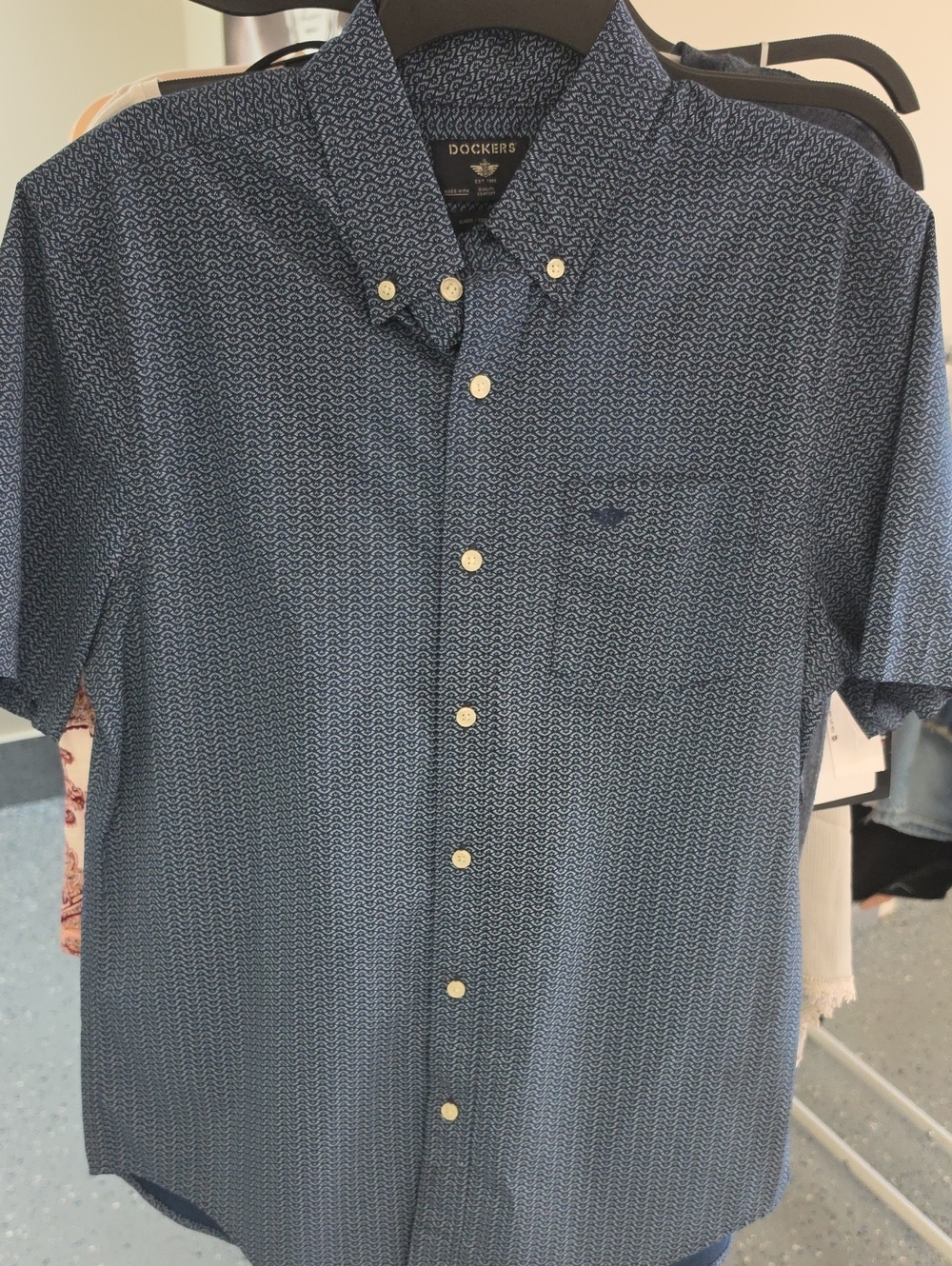 Dockers Men's Navy Patterned Short-Sleeve Button-Down Shirt